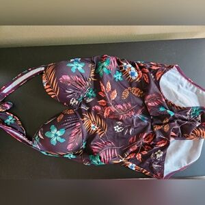 Floral one piece Swimsuit Size M